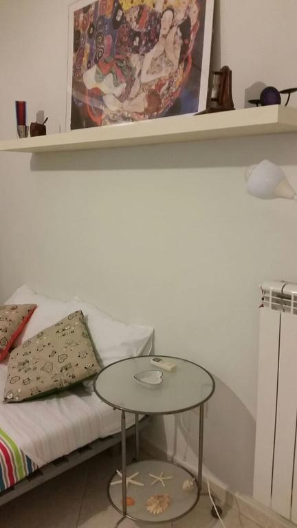 Napulè 10 *